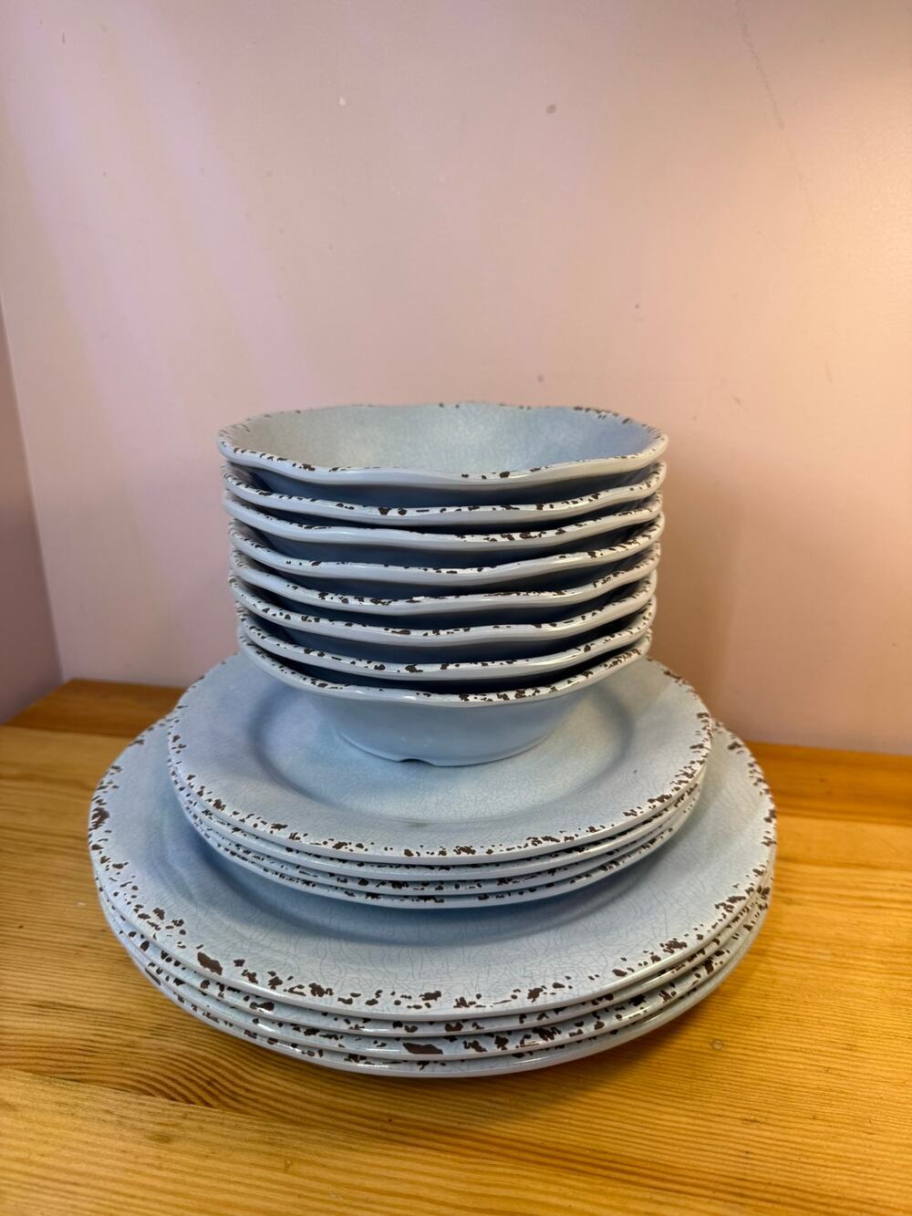 Tommy Bahama Crackle Glaze Blue Dinnerware Set 17 Pc Plates Bowls Distressed